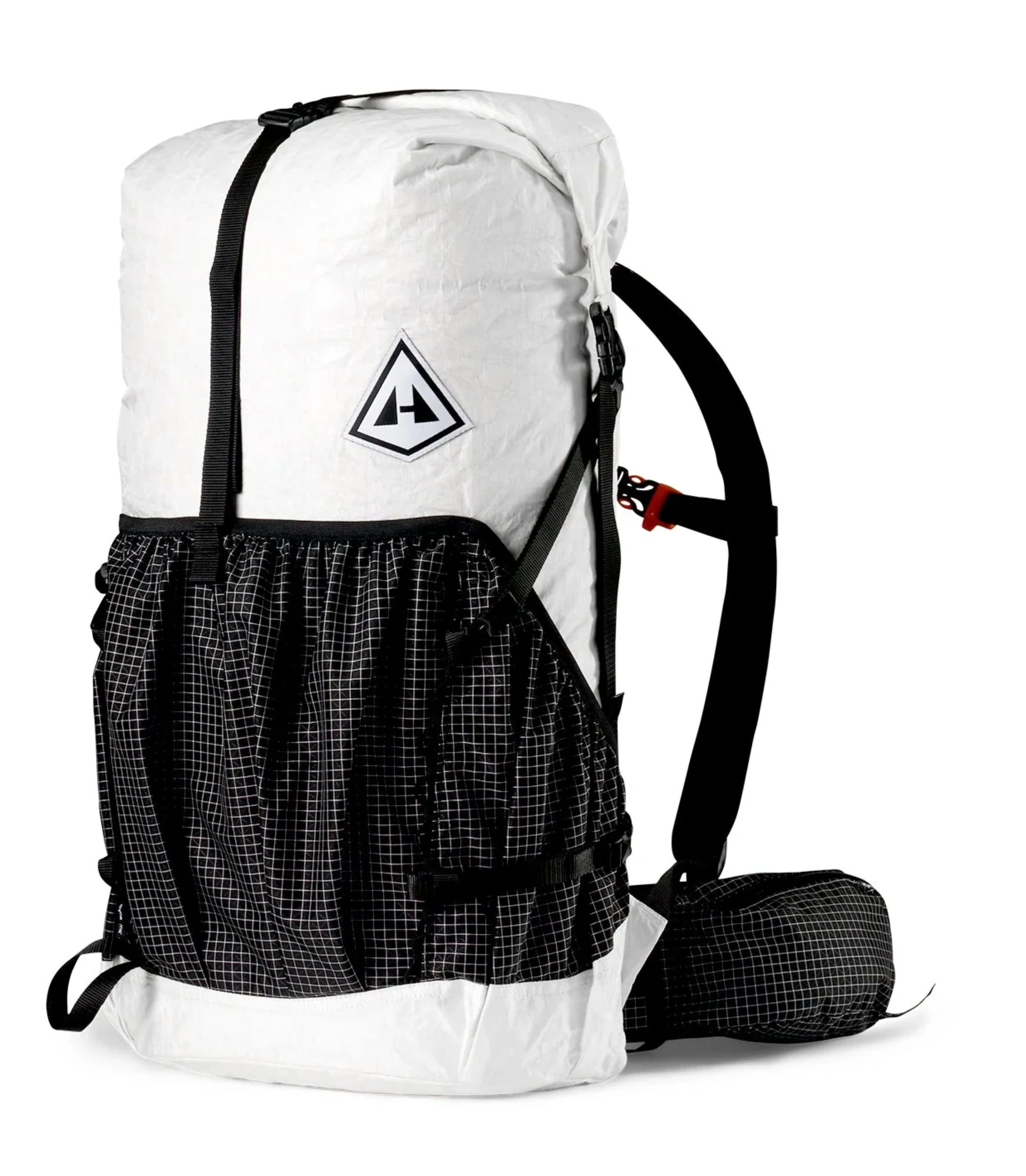 Empty room before virtual staging